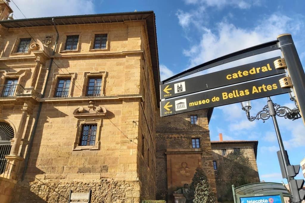 Apartamento Nuevo-casco Histórico-parking Gratuito. Oviedo