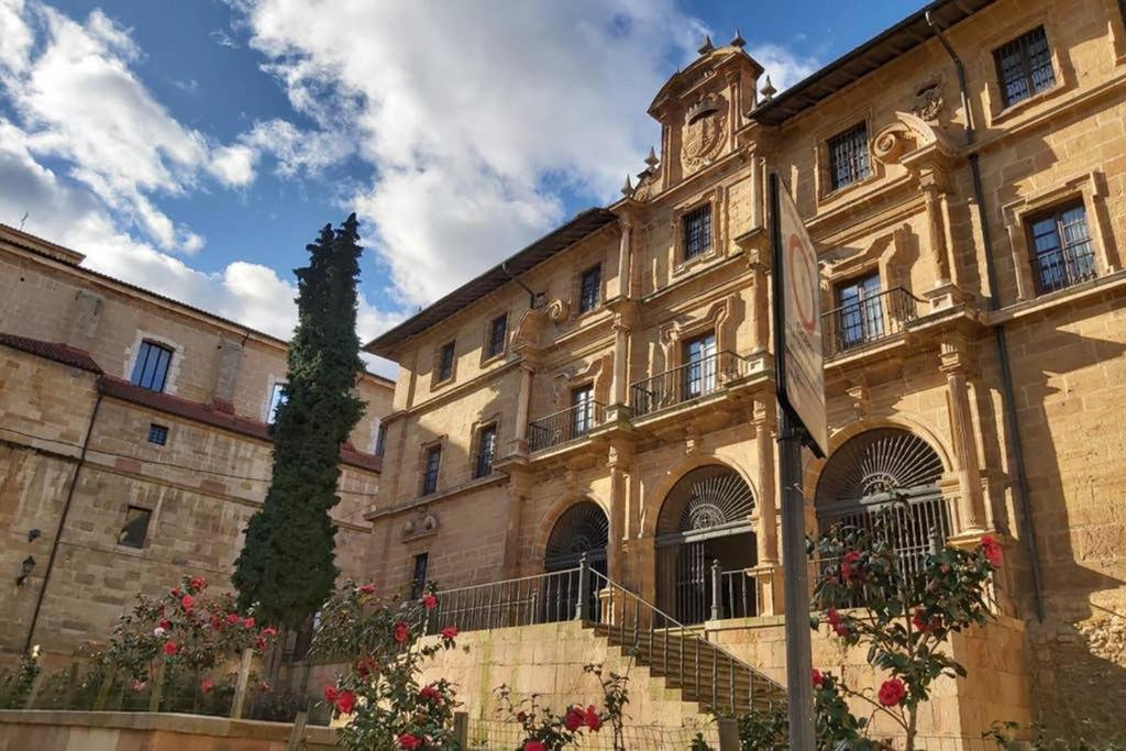Apartamento Nuevo-casco Histórico-parking Gratuito.