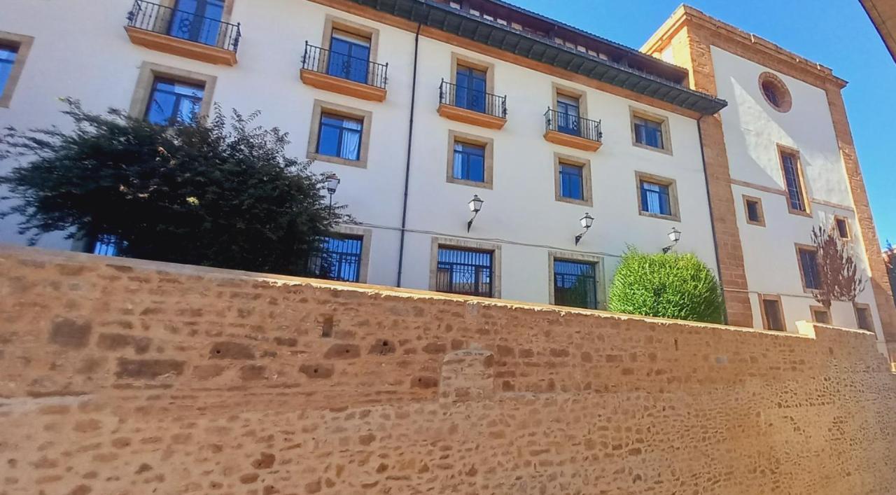 Nuevo-casco Histórico-parking Gratuito. Apartamento Oviedo