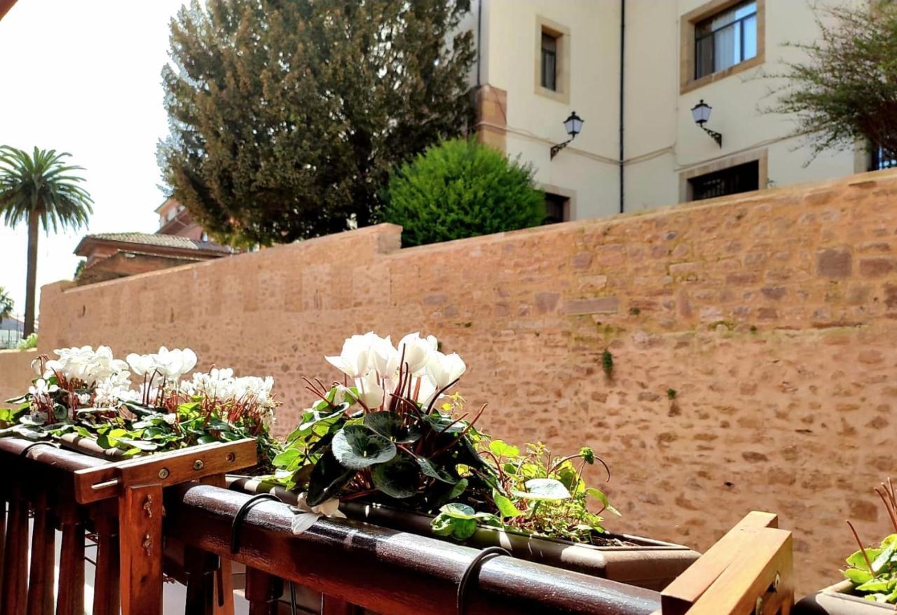 Apartamento Nuevo-casco Histórico-parking Gratuito.